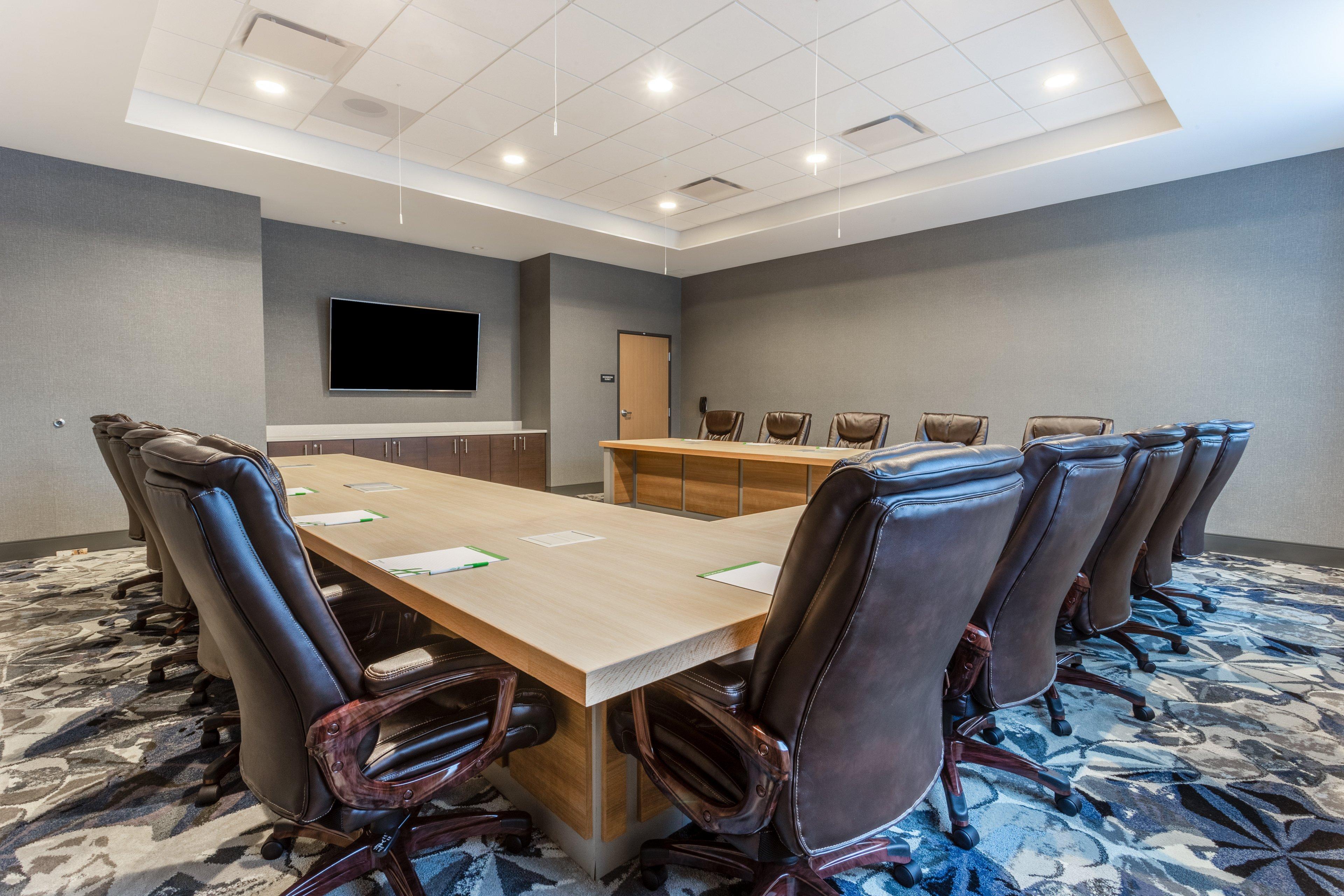 Holiday Inn & Suites Cedar Falls-Waterloo Event Ctr By Ihg Exterior foto