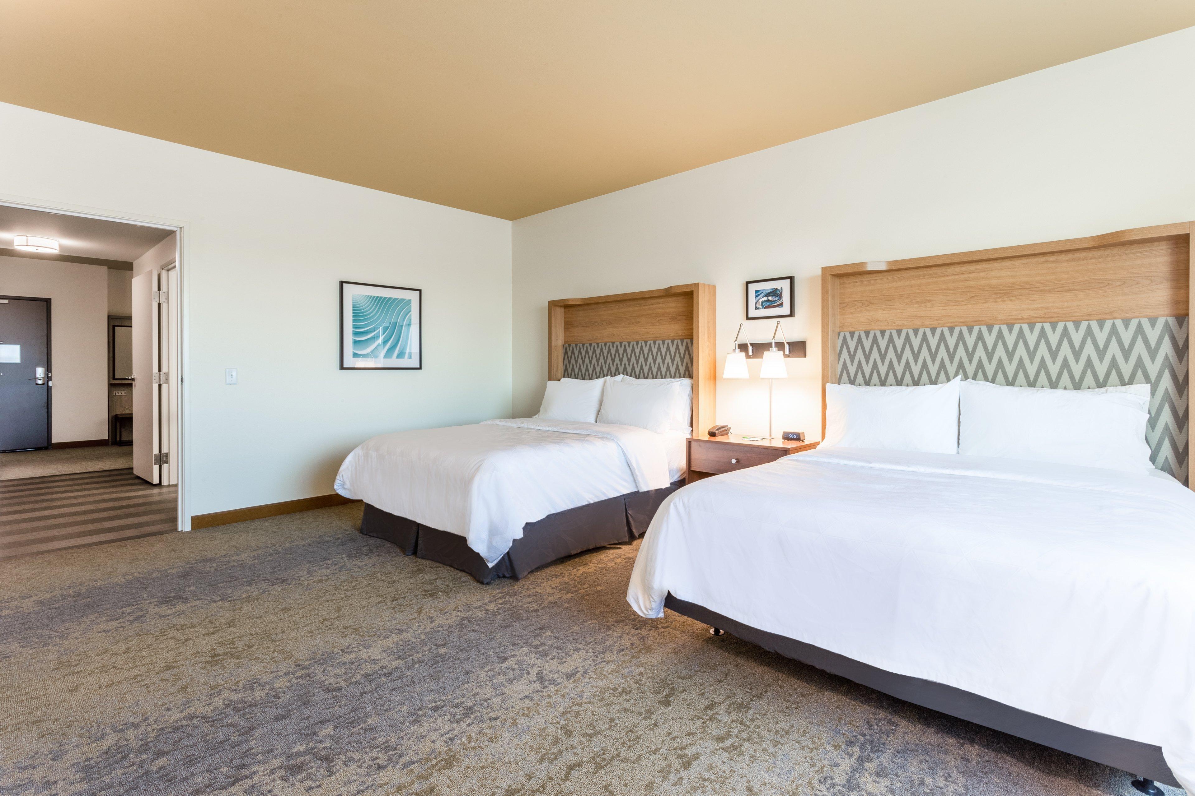 Holiday Inn & Suites Cedar Falls-Waterloo Event Ctr By Ihg Exterior foto