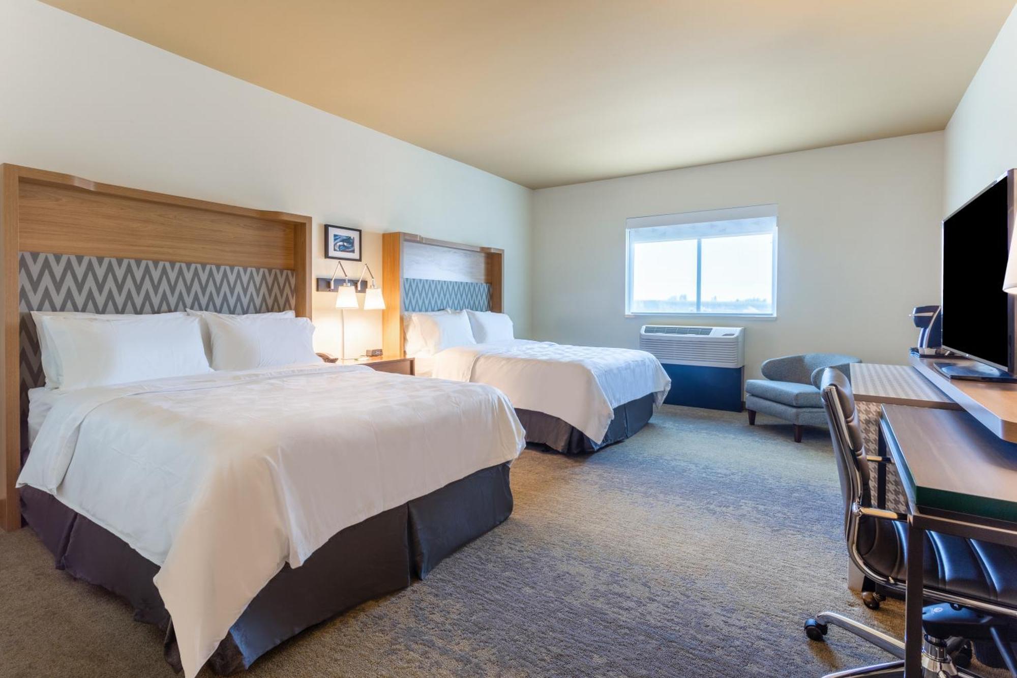 Holiday Inn & Suites Cedar Falls-Waterloo Event Ctr By Ihg Exterior foto