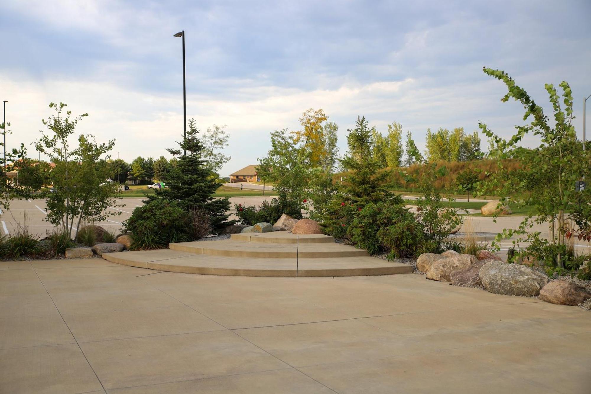 Holiday Inn & Suites Cedar Falls-Waterloo Event Ctr By Ihg Exterior foto